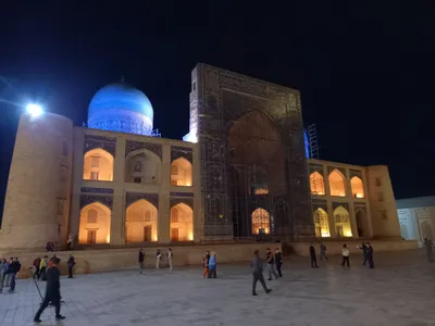 [Tourist police 102], Boukhara